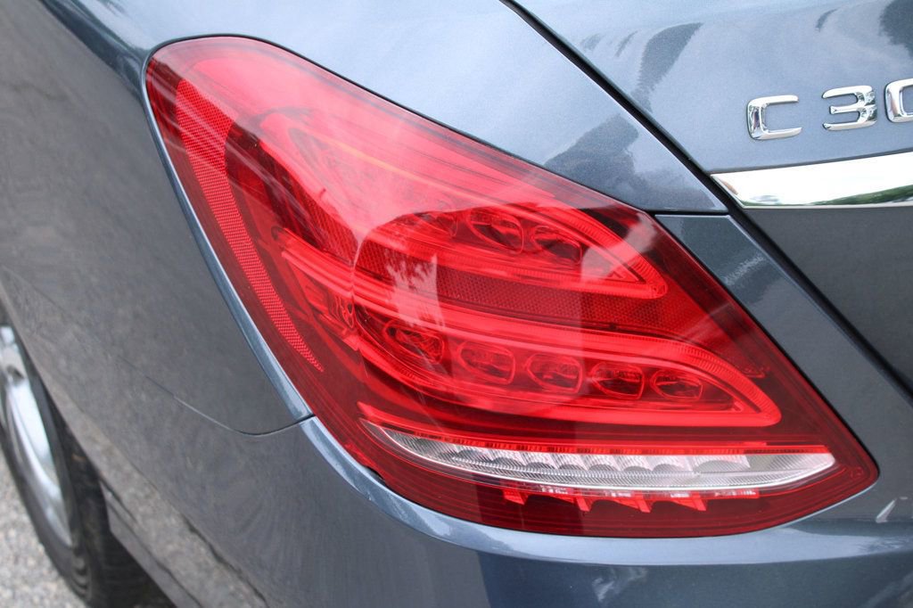 Used 2015 Mercedes-Benz C 300 4MATIC Sedan image 10