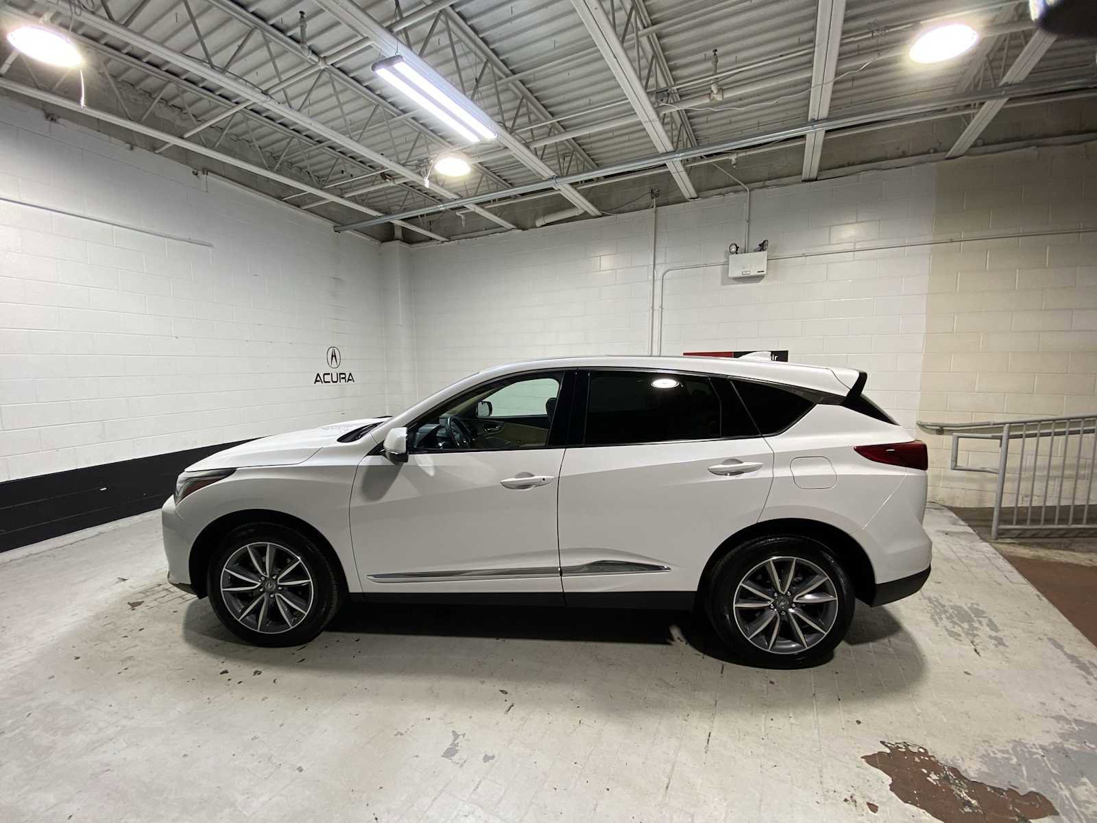 Used 2023 Acura RDX AWD w/ Technology Package image 3