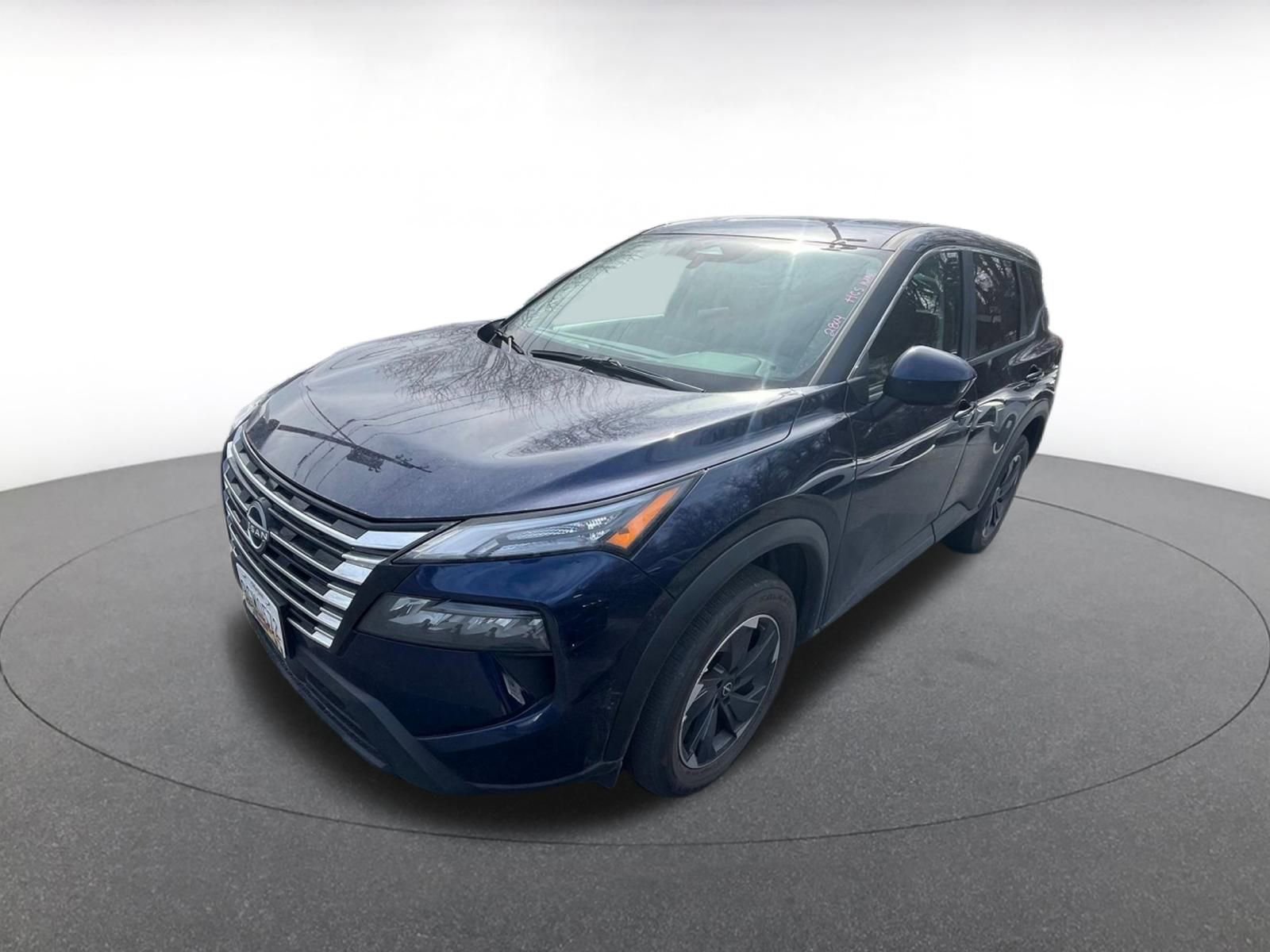 Used 2025 Nissan Rogue SV image 7