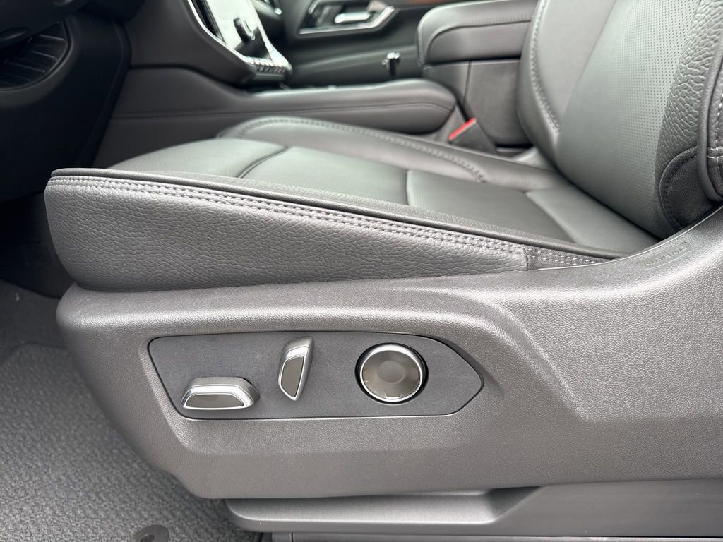 New 2026 GMC Yukon XL Denali image 19