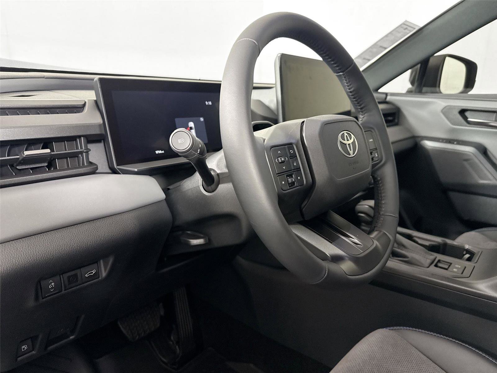 Certified 2026 Toyota RAV4 XSE w/ Weather Package AWD/4WD image 4