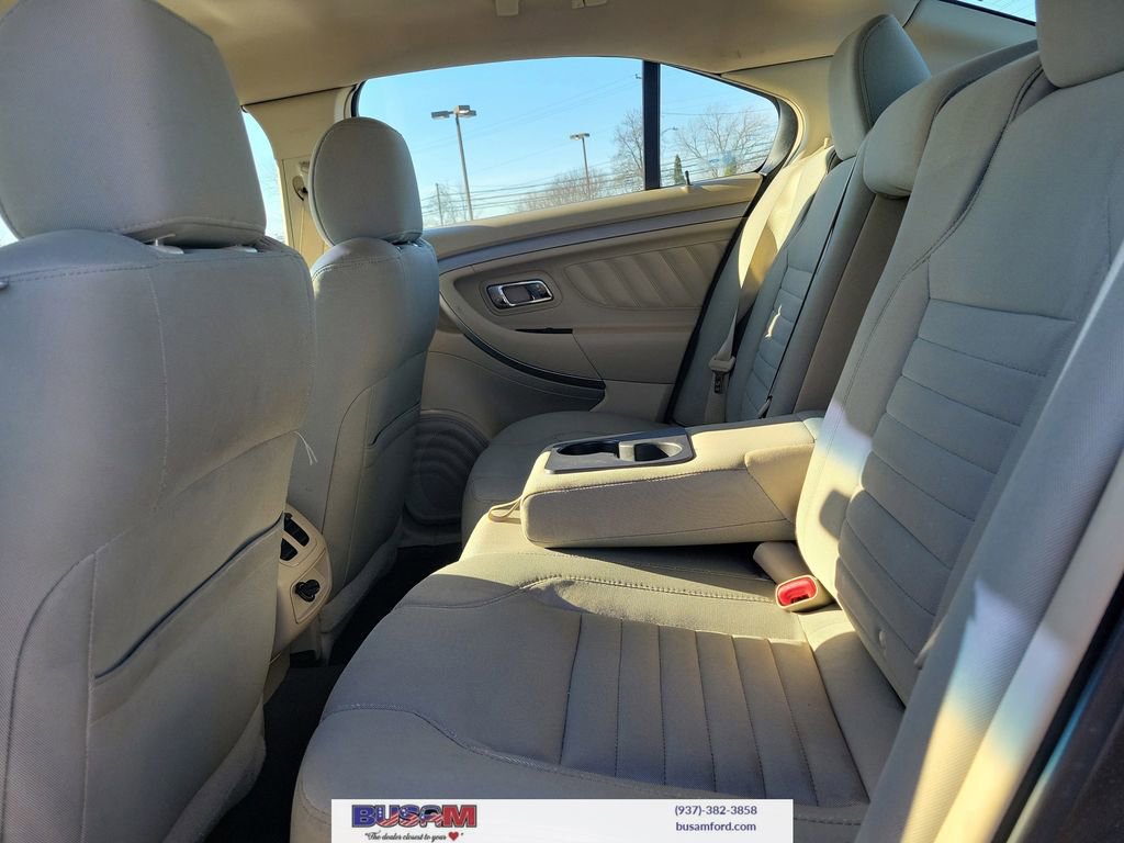 Used 2018 Ford Taurus SE image 9
