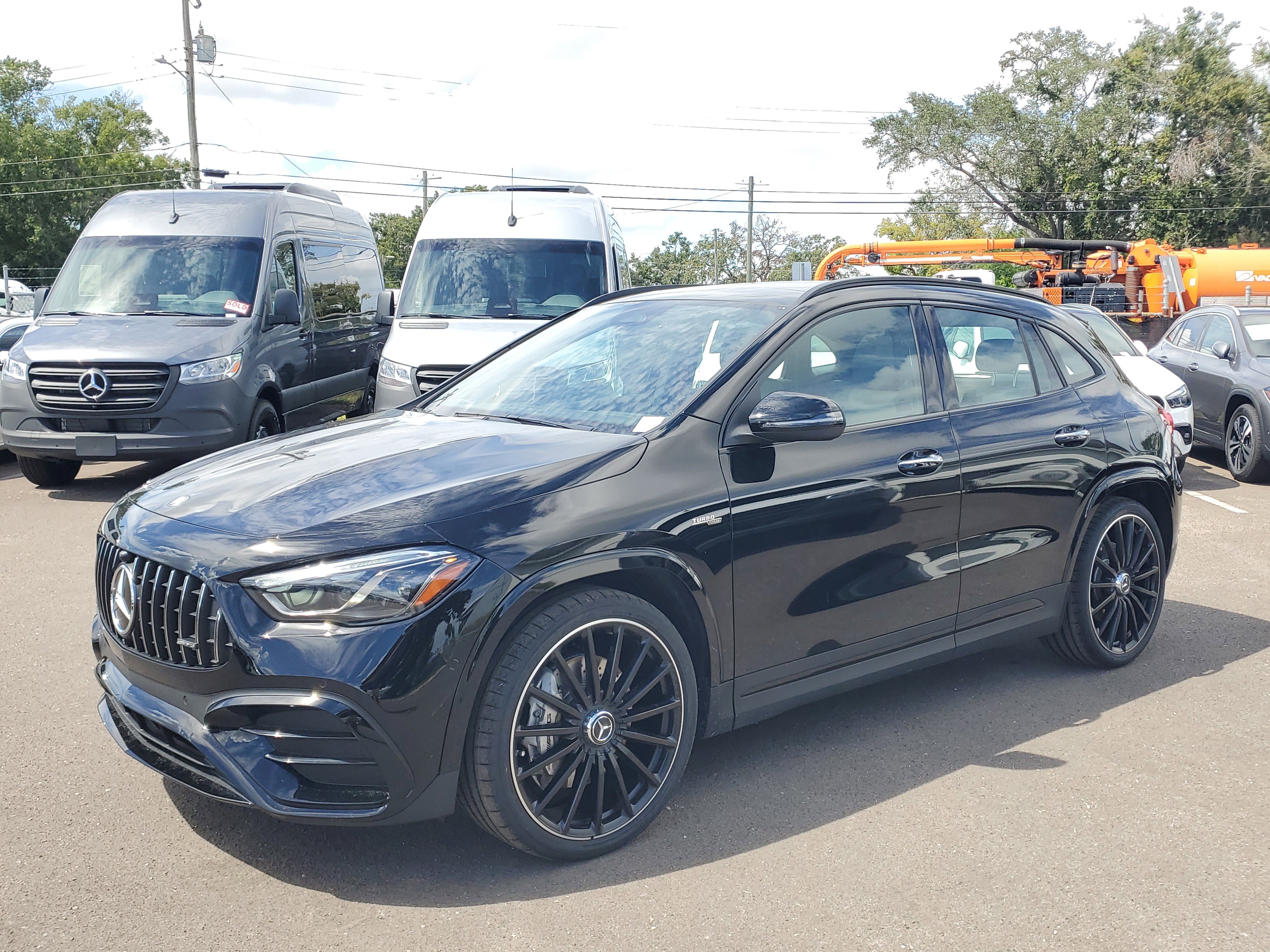 Certified 2025 Mercedes-Benz GLA 35 AMG 4MATIC image 2