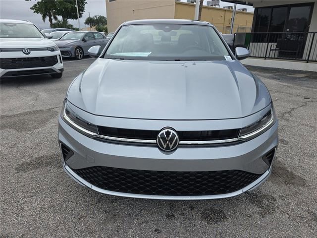New 2025 Volkswagen Jetta SE image 2