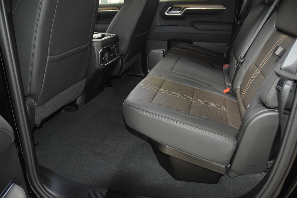 New 2026 Chevrolet Silverado 1500 High Country w/ Technology Package AWD/4WD image 44