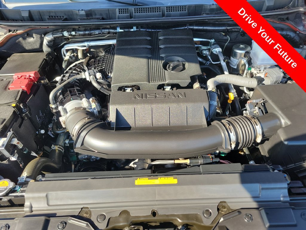 Used 2025 Nissan Frontier Pro-X RWD image 32