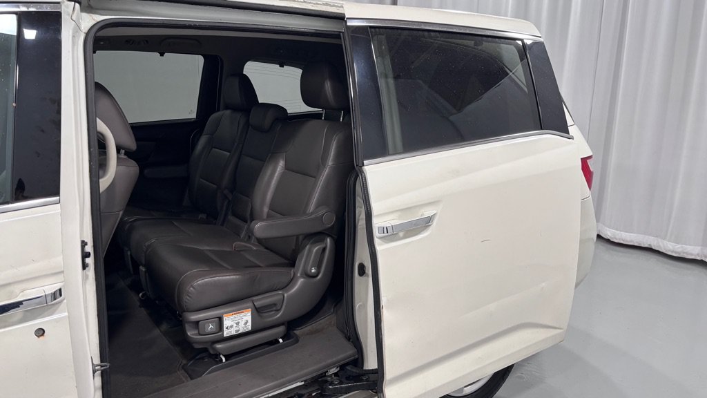 Used 2013 Honda Odyssey Touring image 23