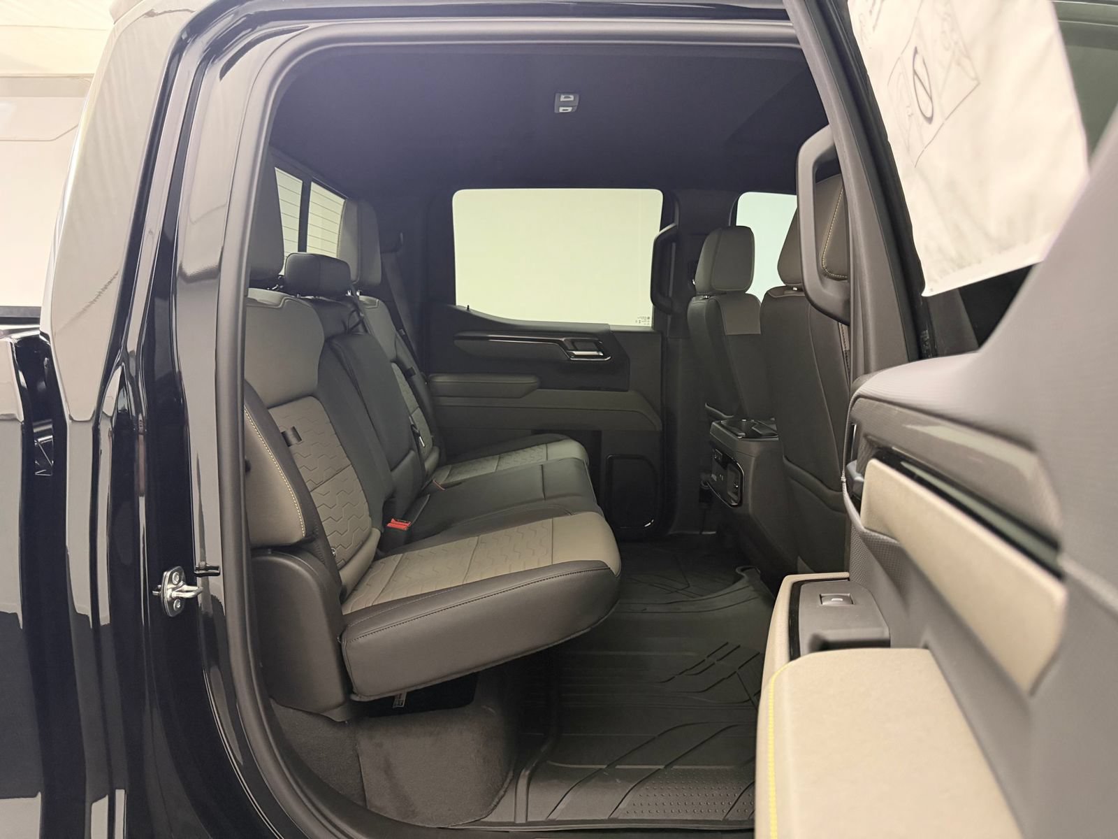 New 2026 Chevrolet Silverado 1500 ZR2 AWD/4WD image 30