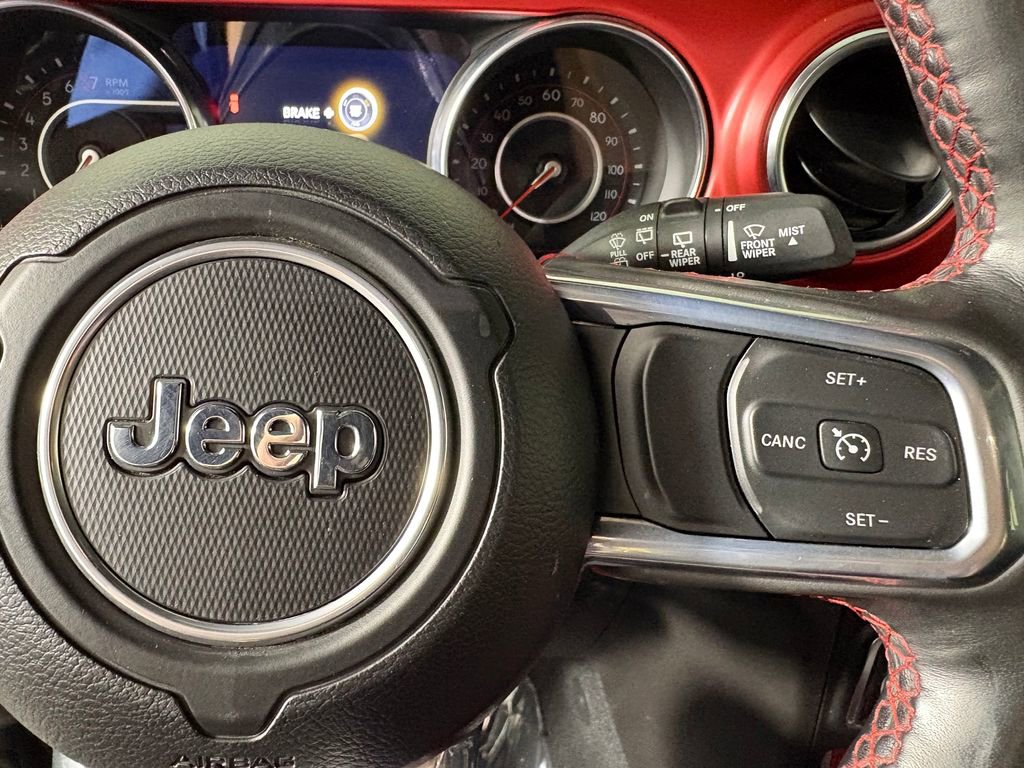 Used 2022 Jeep Wrangler Unlimited Rubicon w/ Xtreme Recon 35" Tire Package image 21