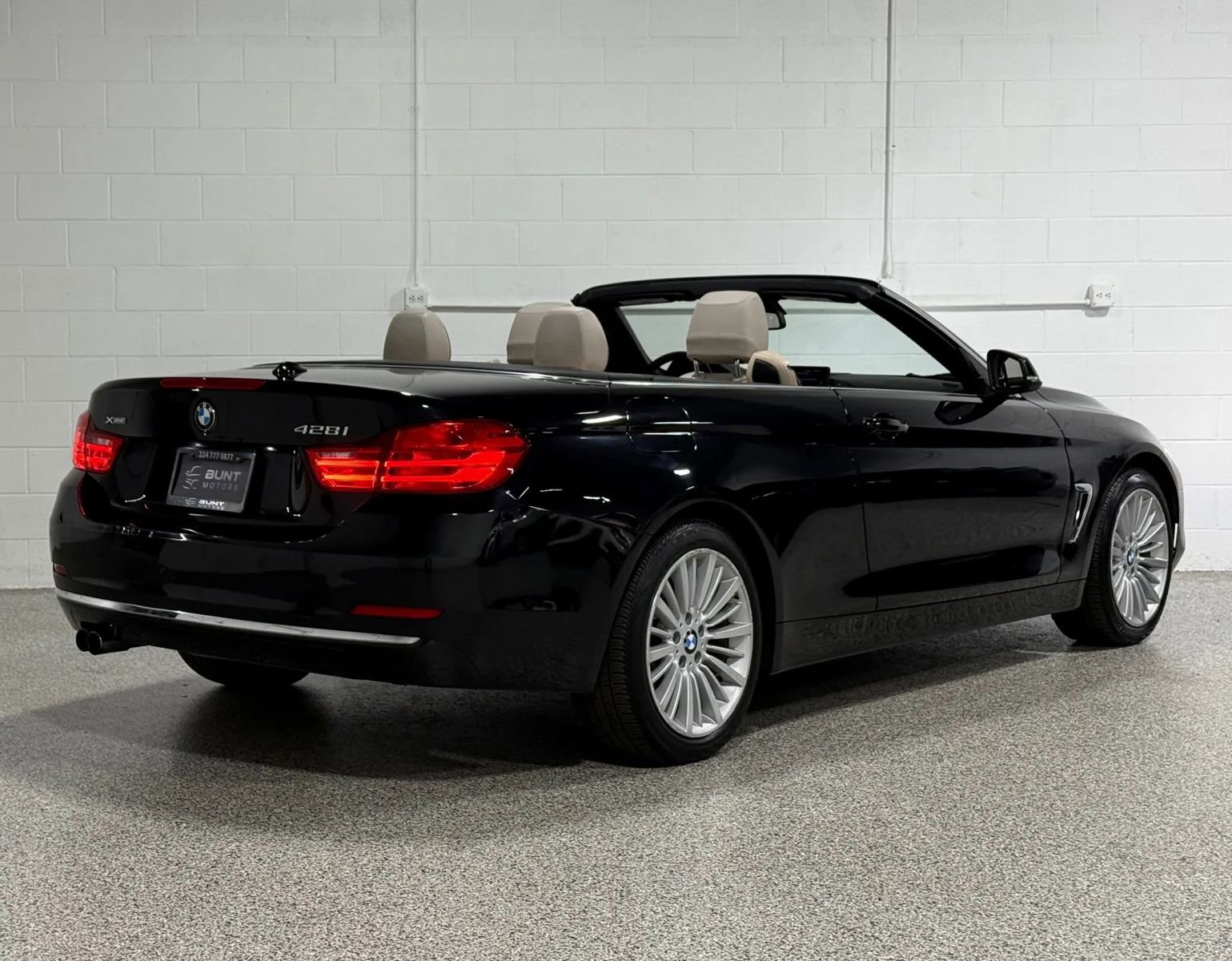 Used 2015 BMW 428i xDrive Convertible AWD/4WD image 9