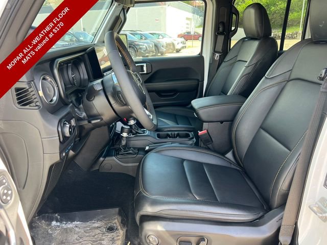 Used 2024 Jeep Wrangler Unlimited Sahara AWD/4WD video 4
