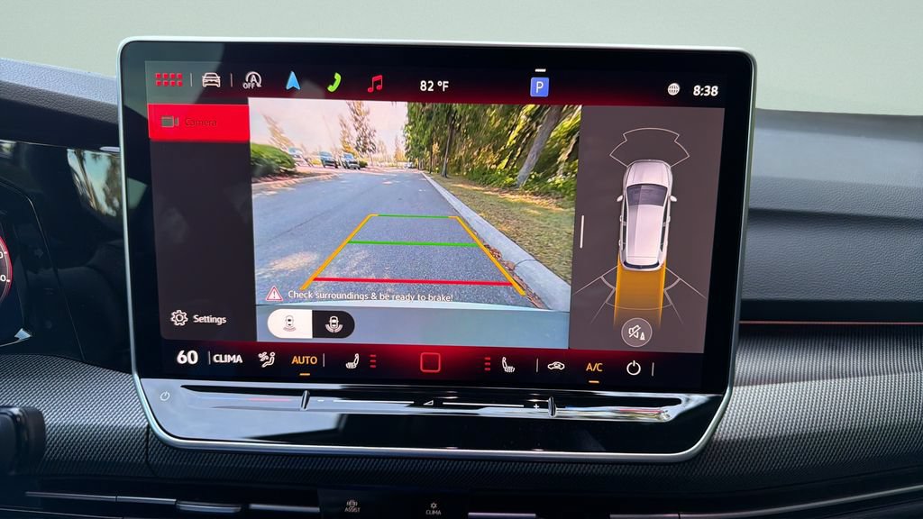 New 2026 Volkswagen GTI SE FWD image 33