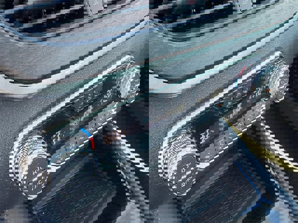 Used 2023 Nissan Altima 2.5 SL image 17