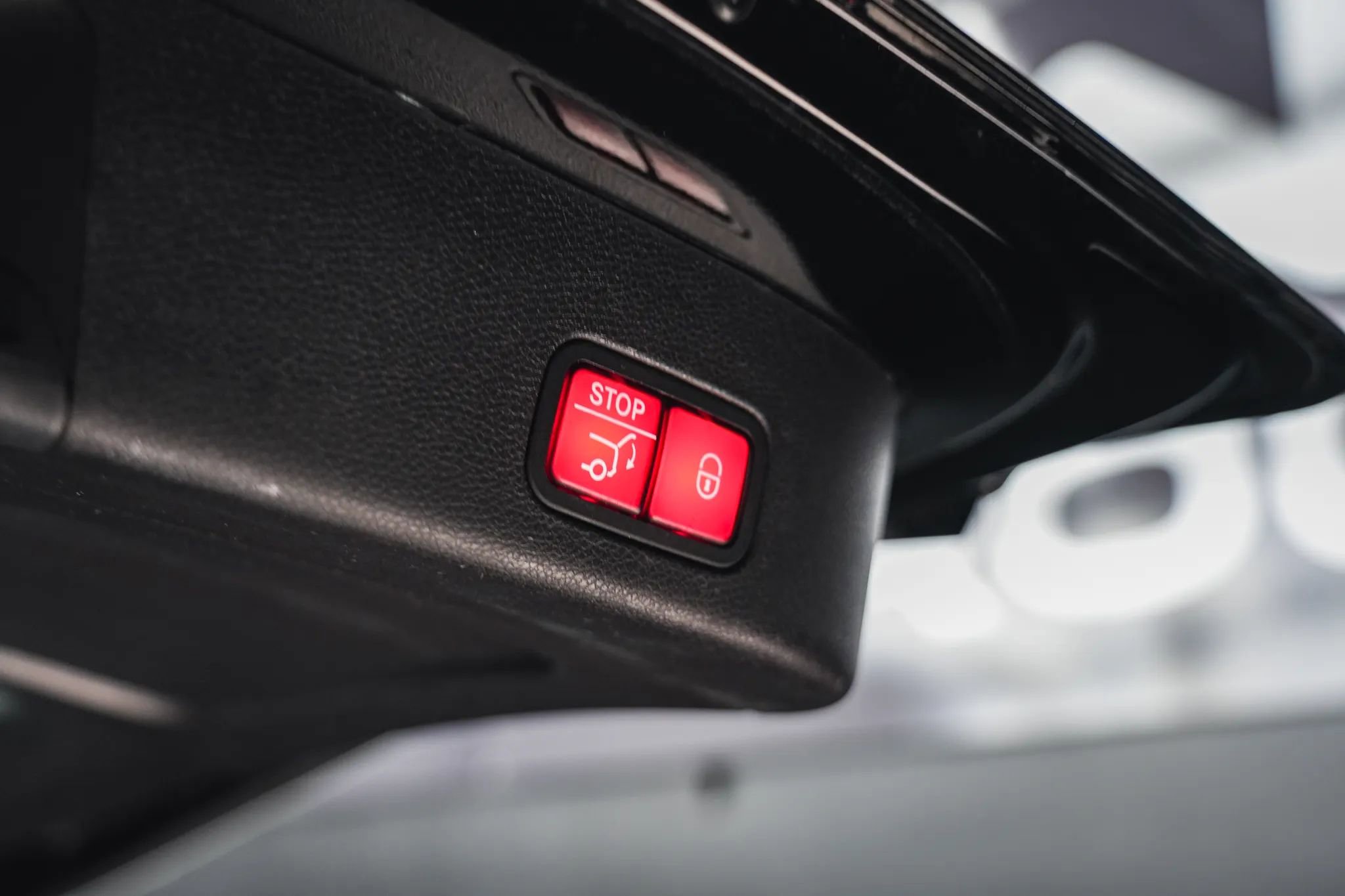 Used 2017 Mercedes-Benz GLS 550 GLS 550 Sport Utility 4D image 72