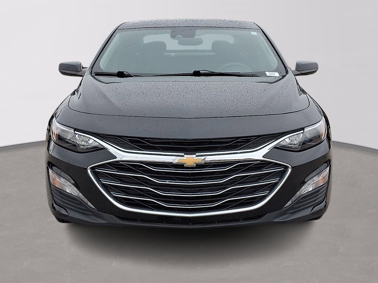 Used 2024 Chevrolet Malibu LT FWD image 2