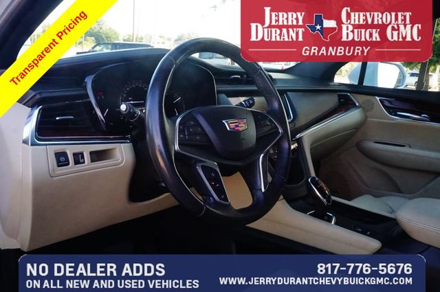 Used 2017 Cadillac XT5 Premium Luxury FWD image 19