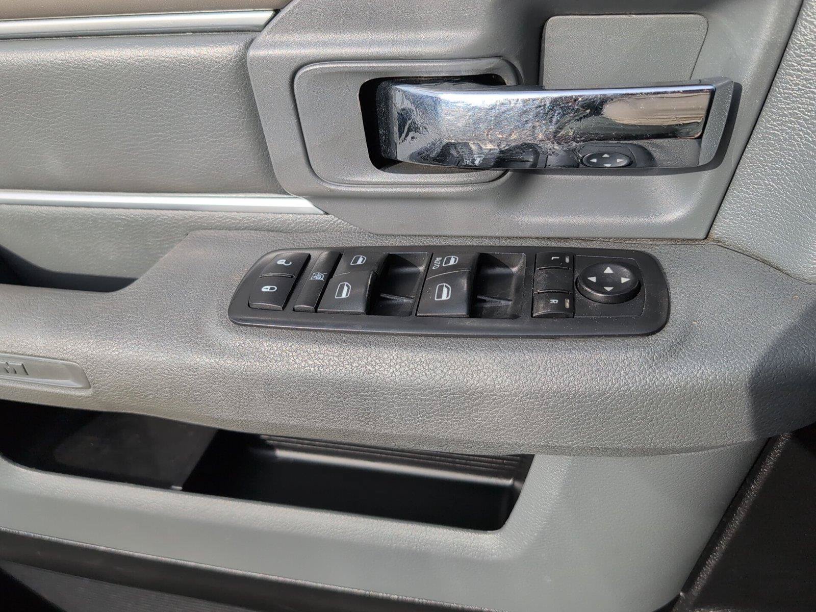 Used 2016 RAM 1500 Big Horn RWD image 18