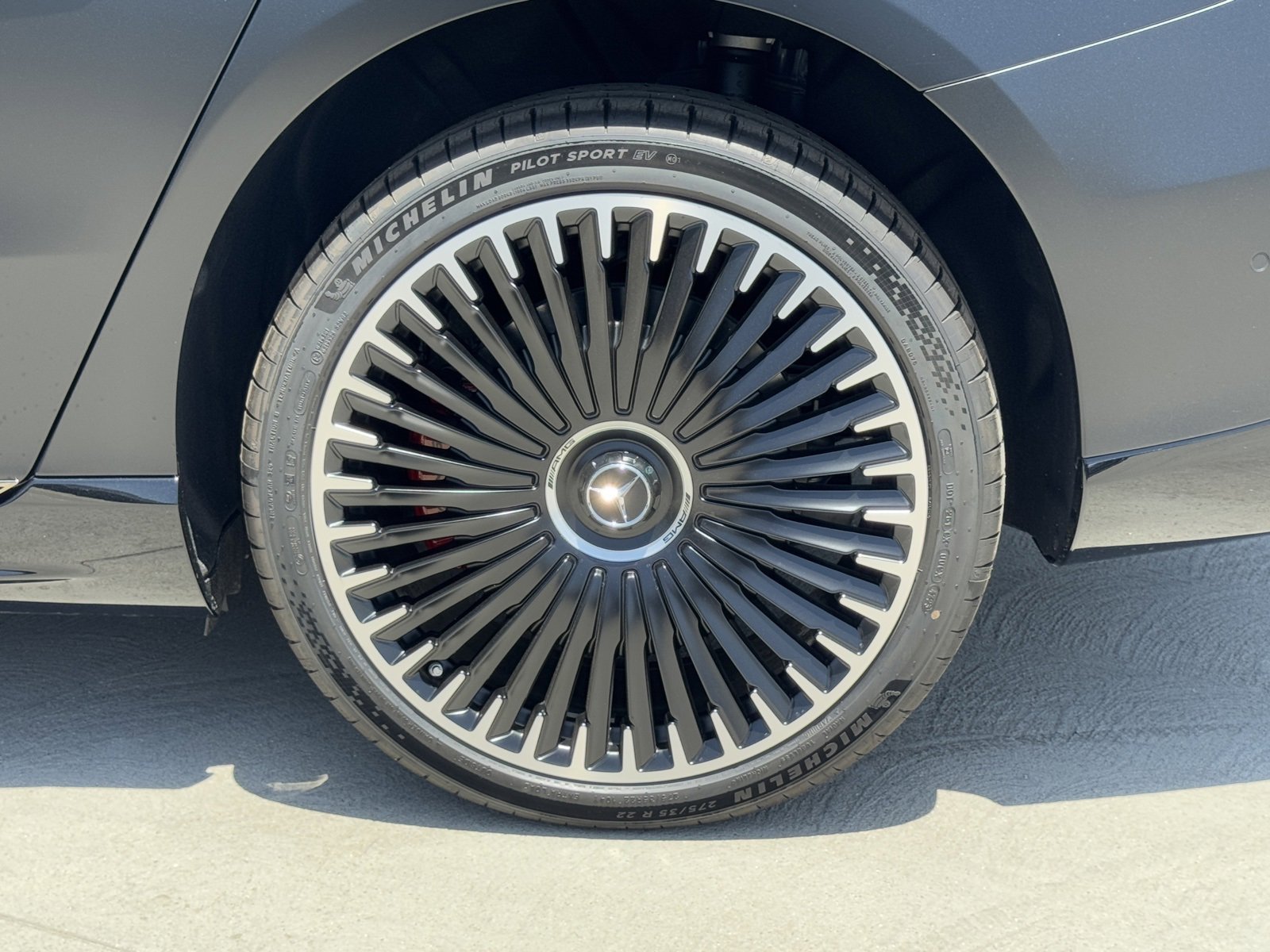 New 2025 Mercedes-Benz EQS AMG 4MATIC image 18