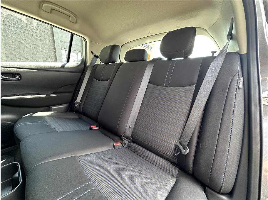 Used 2025 Nissan Leaf S FWD image 16