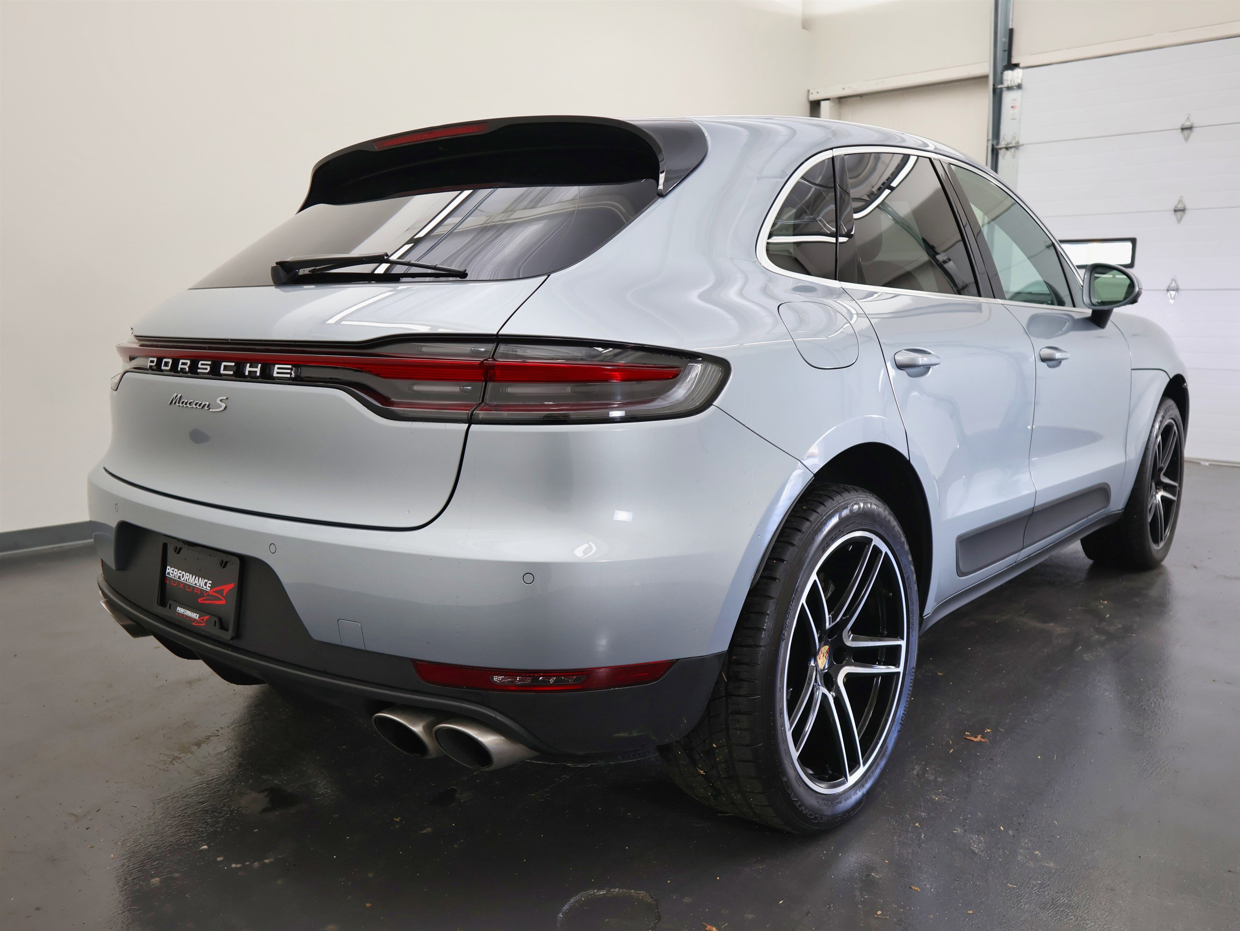 Used 2021 Porsche Macan S image 3