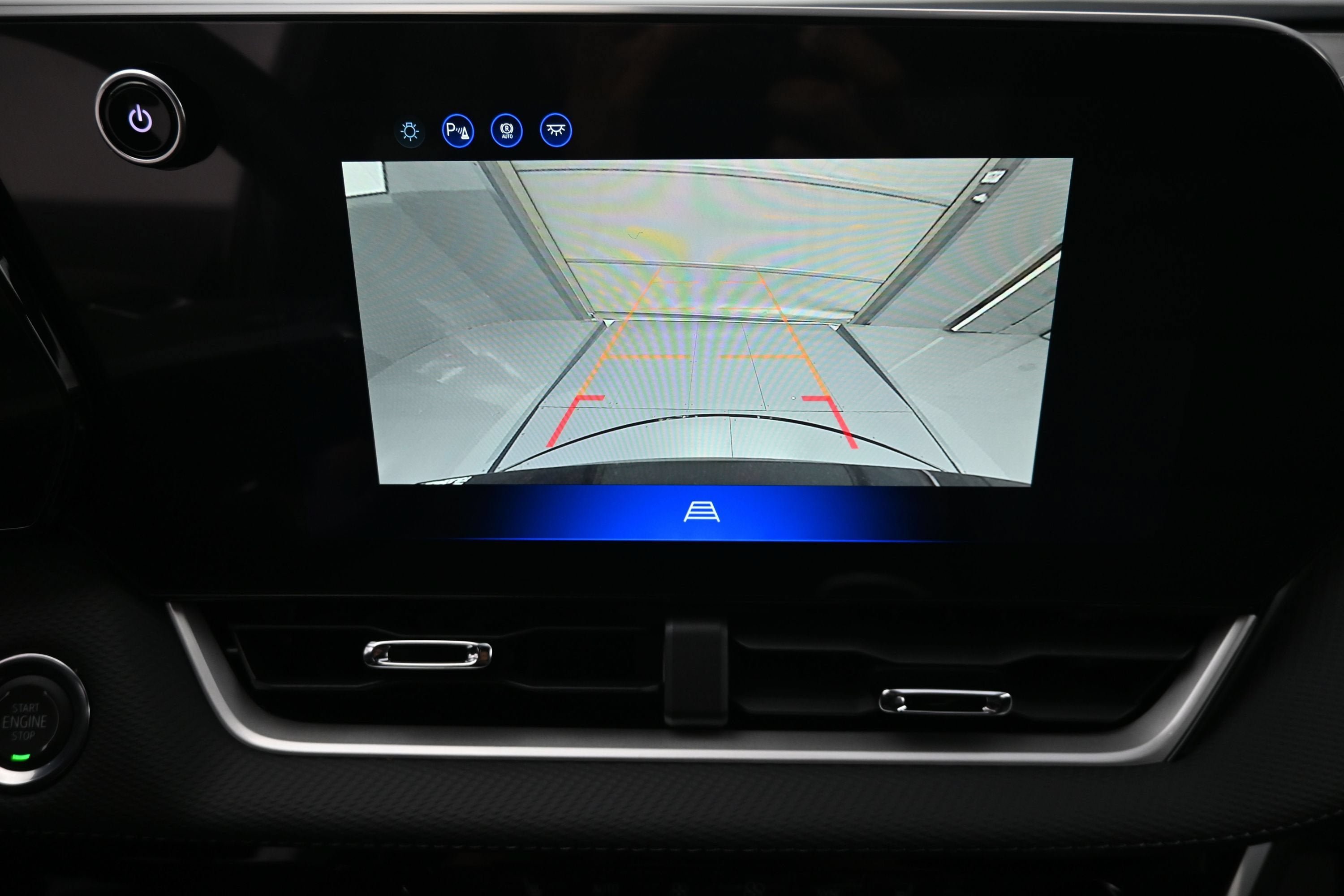 New 2027 Chevrolet Equinox LT w/ Convenience Package II FWD image 18