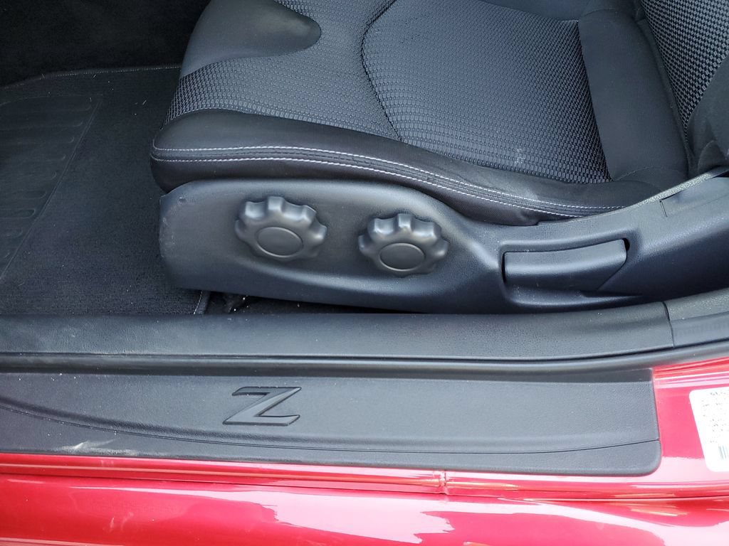 Certified 2020 Nissan 370Z Coupe RWD image 18