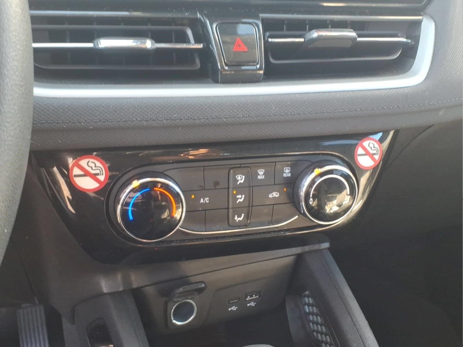 Used 2025 Chevrolet TrailBlazer LT AWD/4WD image 16
