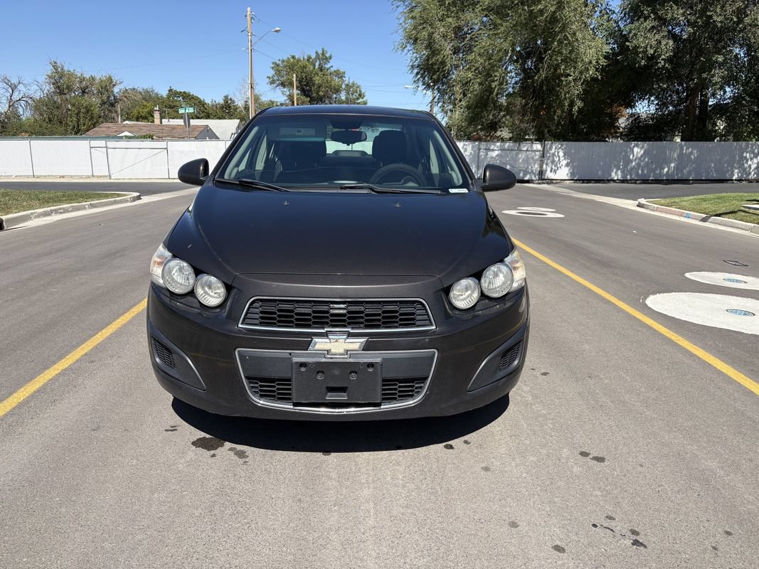 Used 2014 Chevrolet Sonic LT FWD image 4