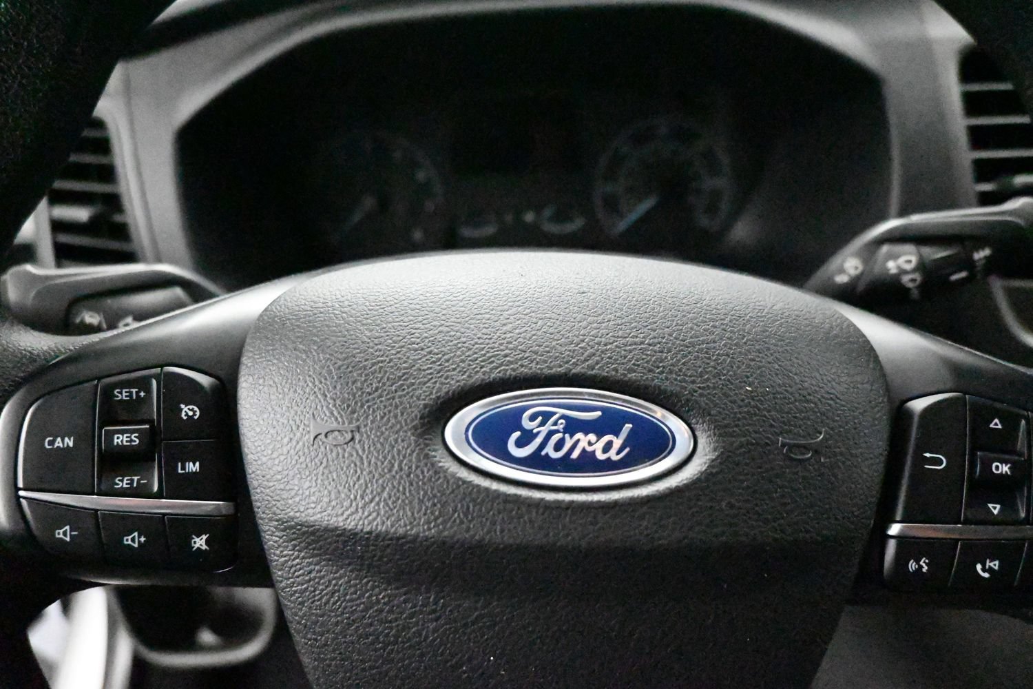 Used 2022 Ford Transit 350 XLT RWD image 16