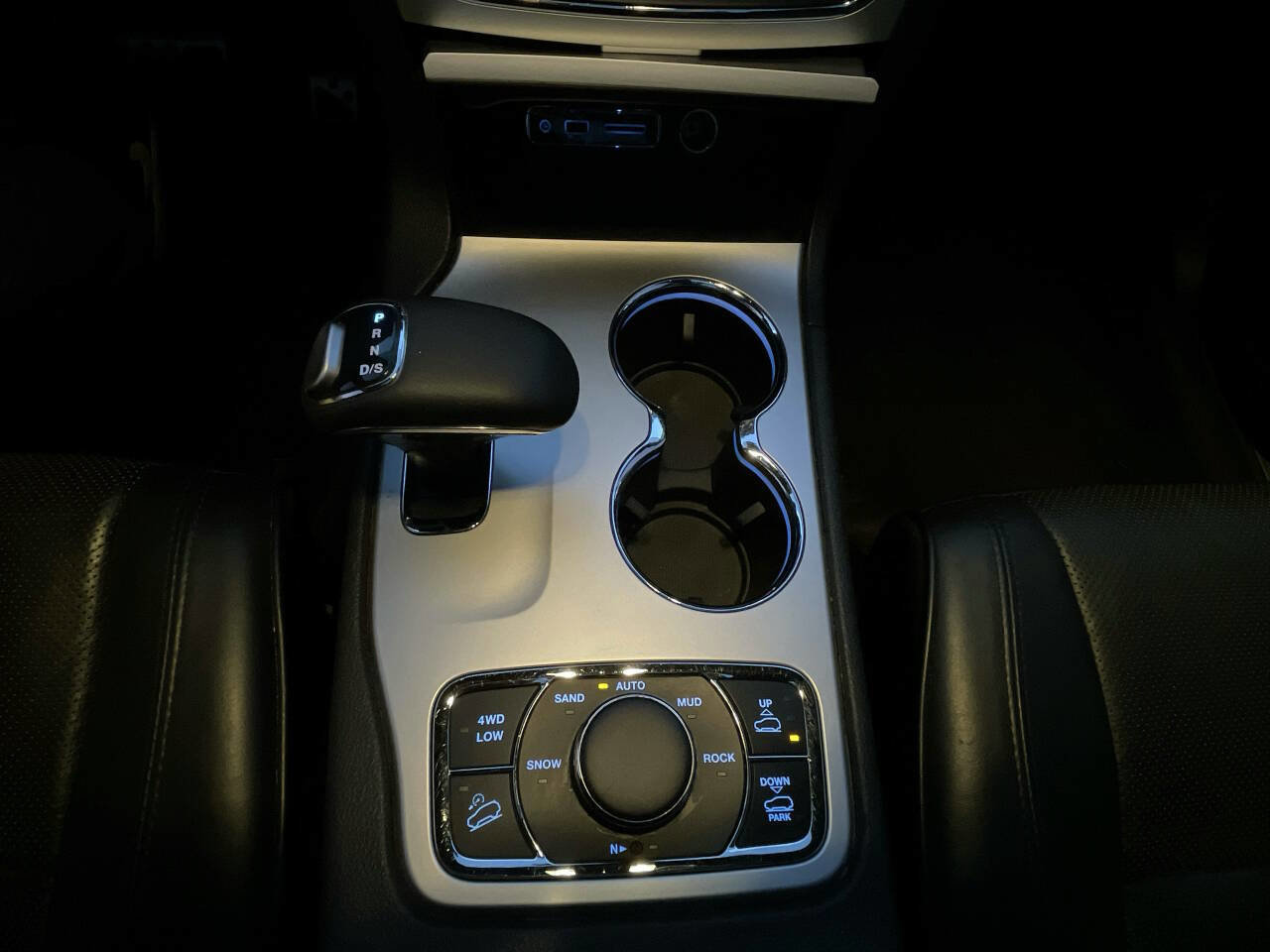 Used 2015 Jeep Grand Cherokee High Altitude image 20