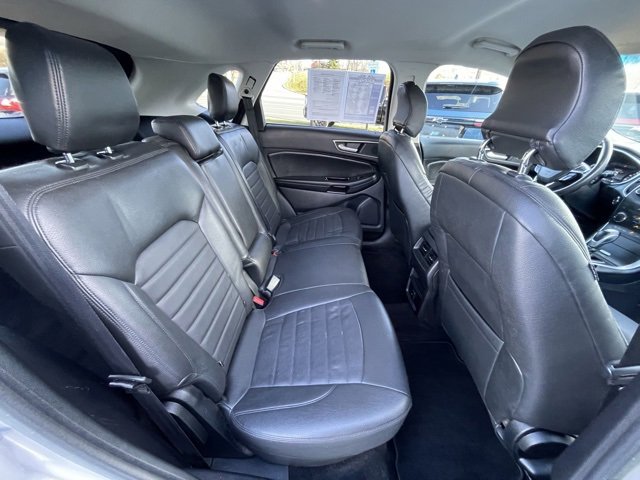 Used 2017 Ford Edge SEL image 35