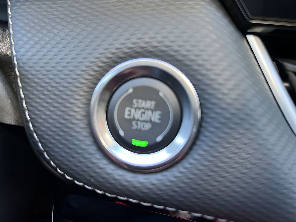 New 2026 Chevrolet Equinox LT w/ Convenience Package II image 16