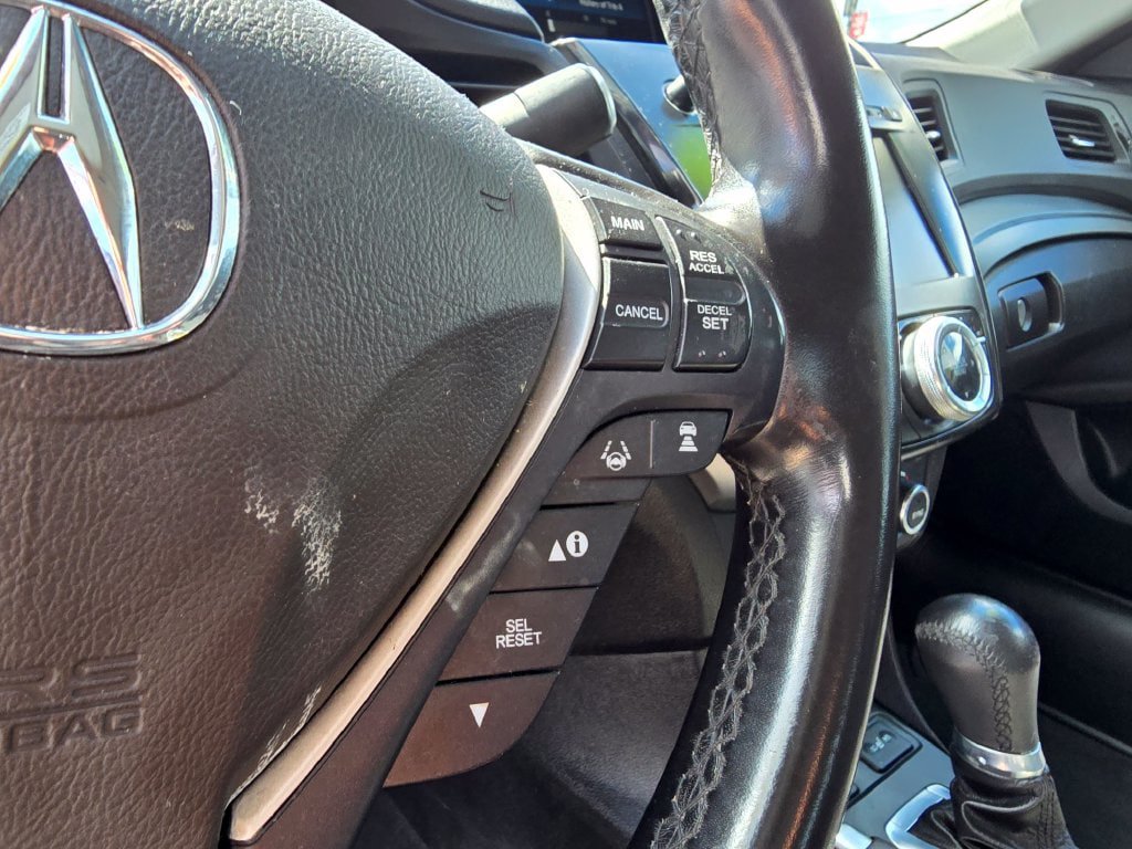 Used 2020 Acura ILX w/ Premium Package FWD image 30