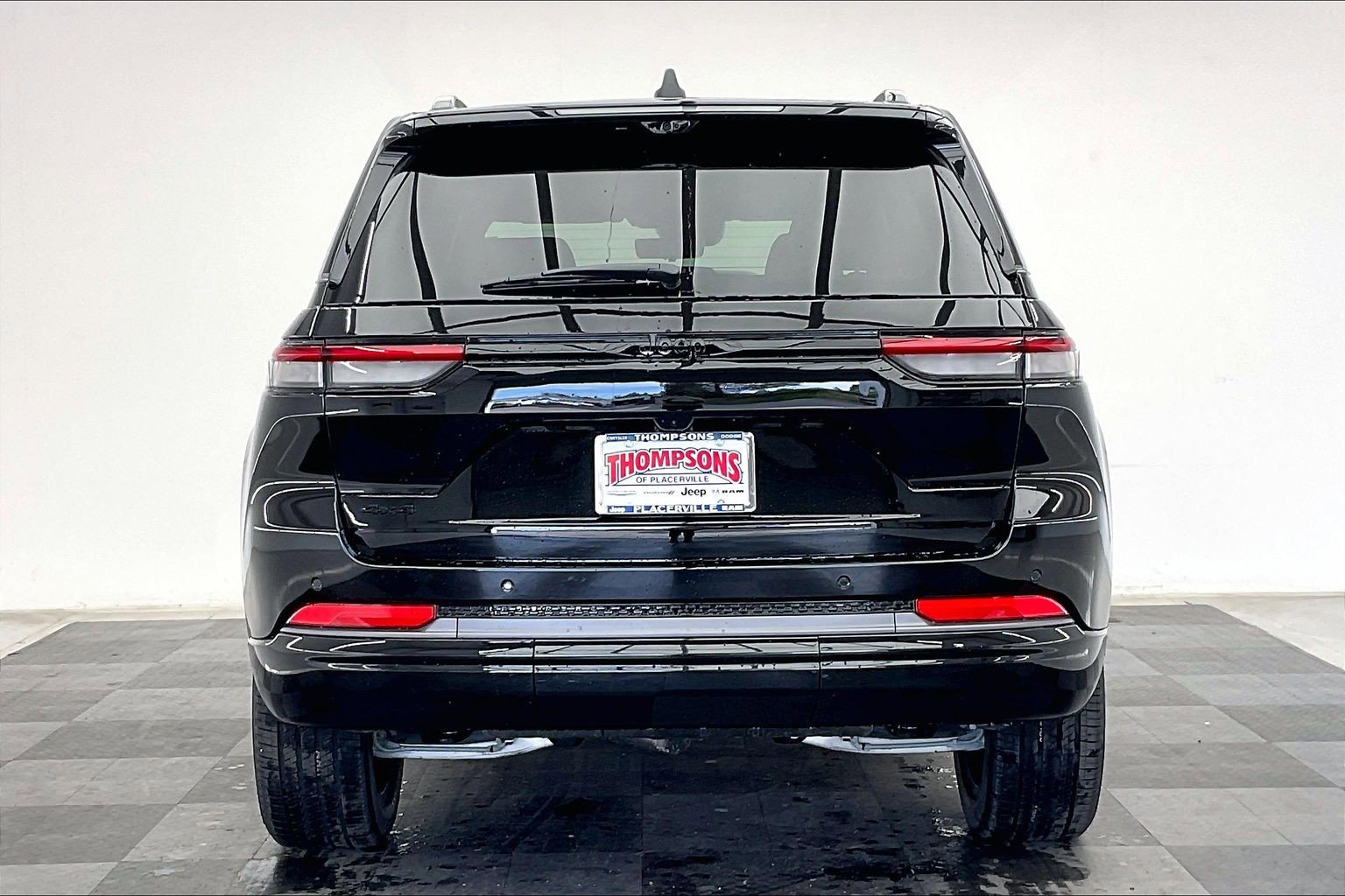 New 2026 Jeep Grand Cherokee Limited Reserve image 3