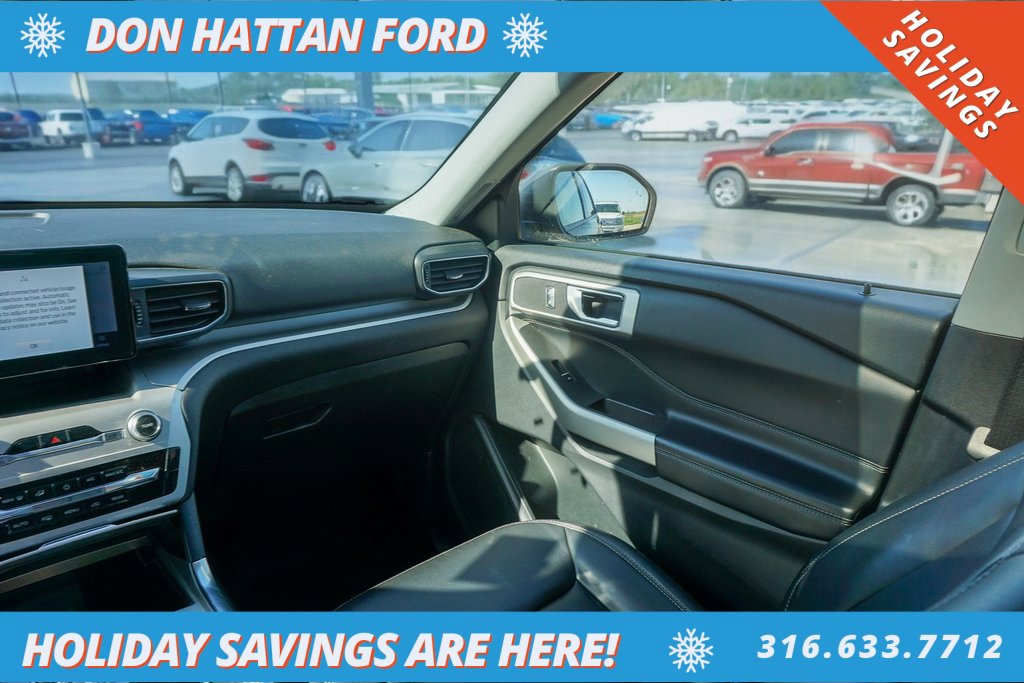 Used 2022 Ford Explorer XLT w/ Equipment Group 202A image 16