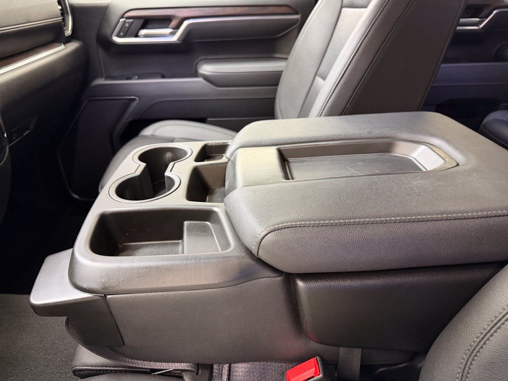 Used 2025 GMC Sierra 1500 SLT AWD/4WD image 28