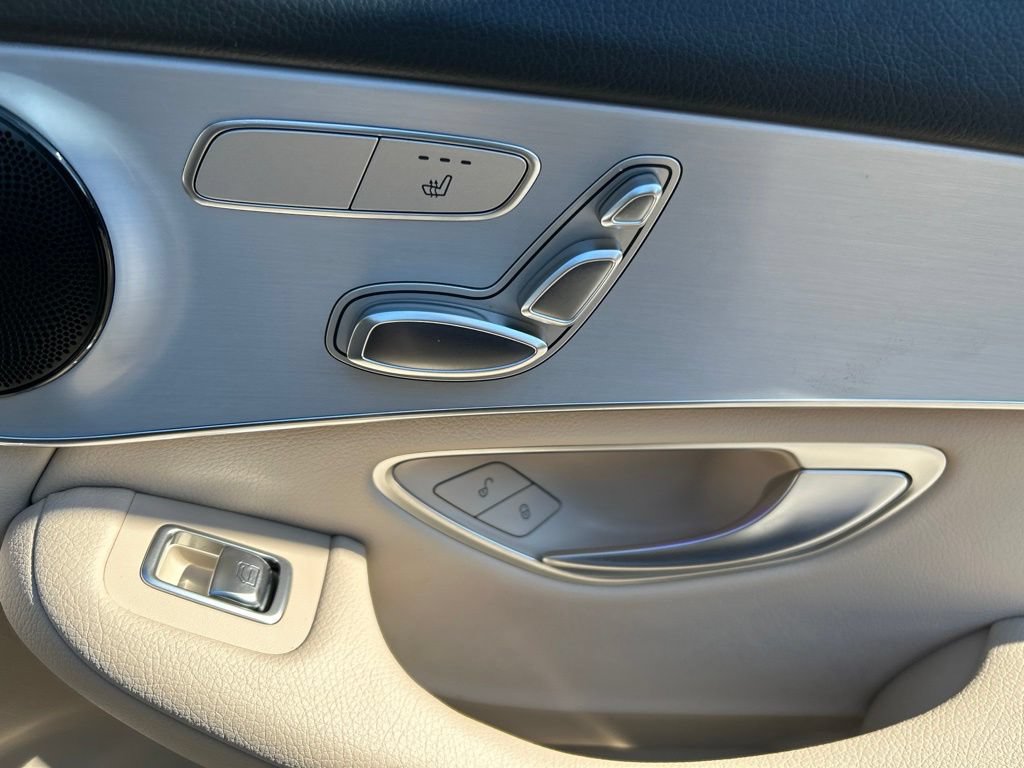 Used 2022 Mercedes-Benz GLC 300 4MATIC image 22