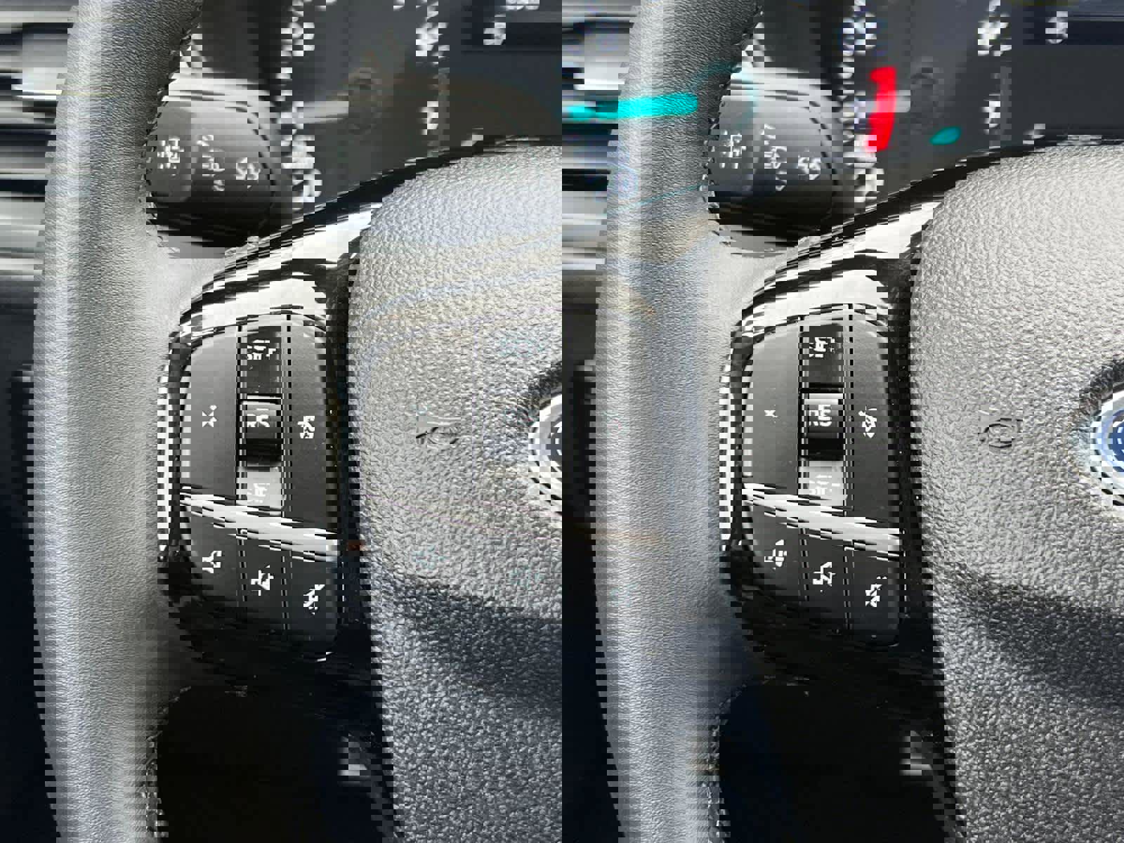 Used 2022 Ford Escape SE w/ Convenience Package image 21