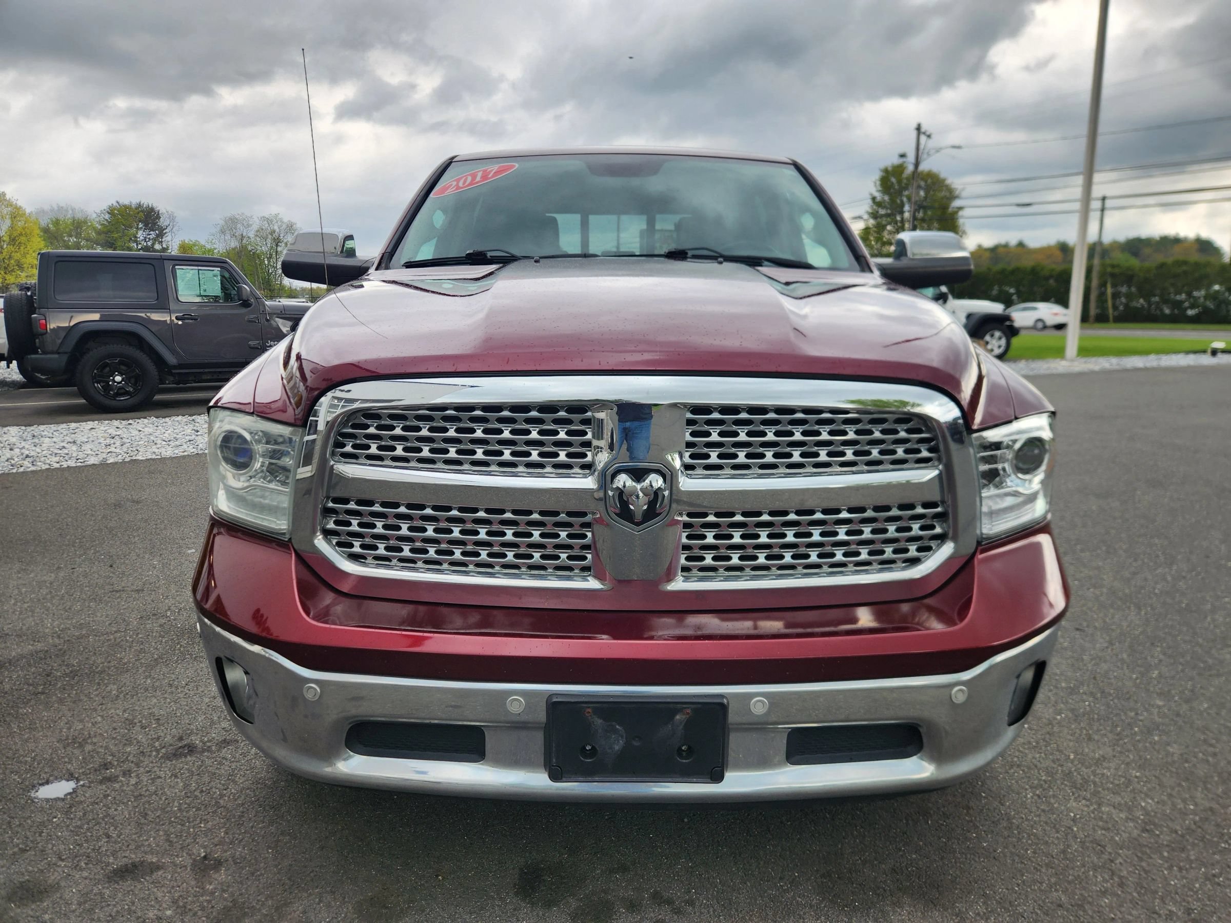 Used 2017 RAM 1500 Laramie w/ Convenience Group AWD/4WD image 42