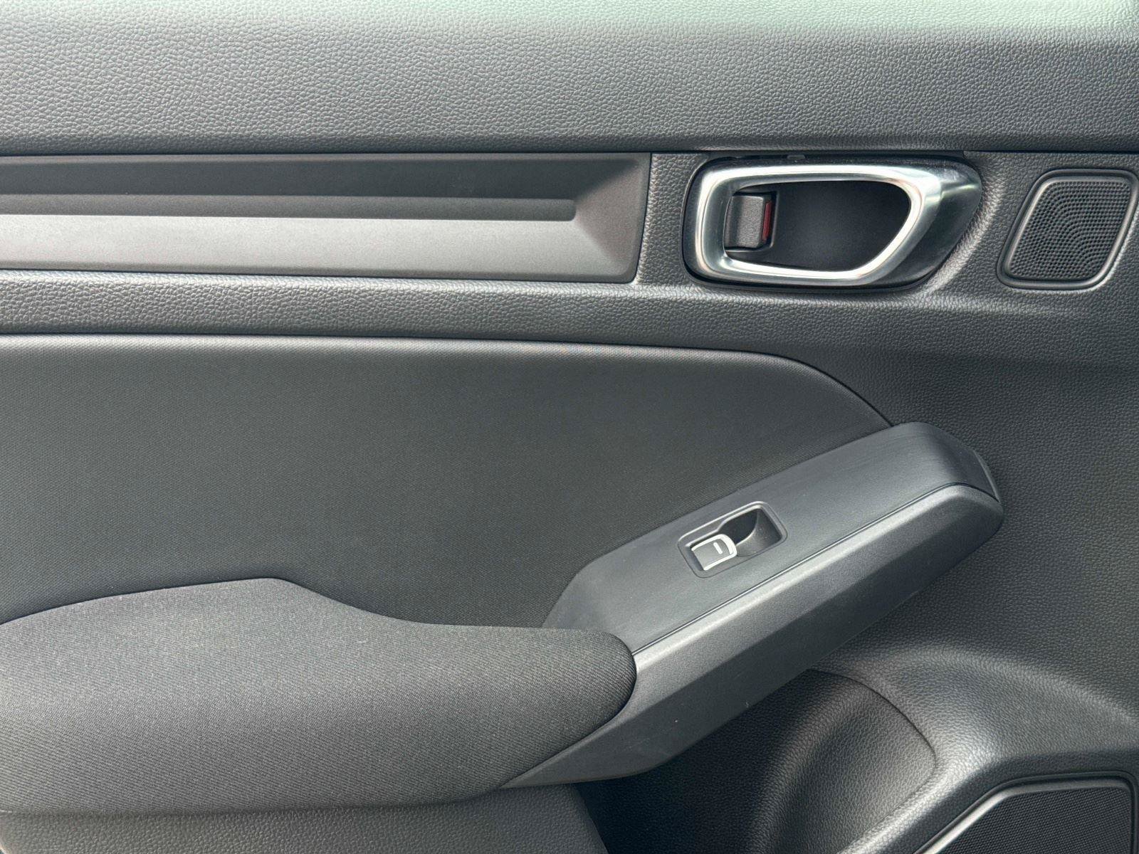 Certified 2024 Honda Civic Sport image 12
