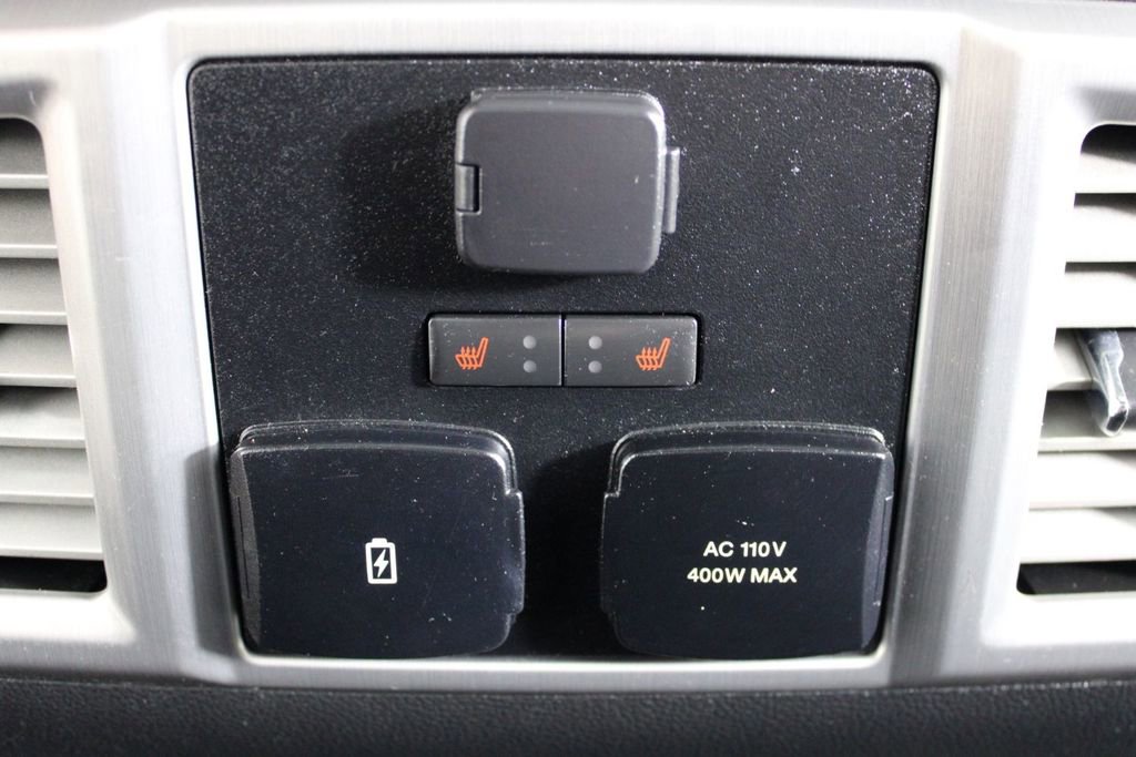 Used 2020 Ford F350 Platinum image 41