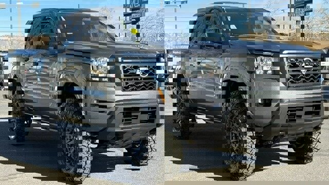 Used 2022 Nissan Frontier S image 3