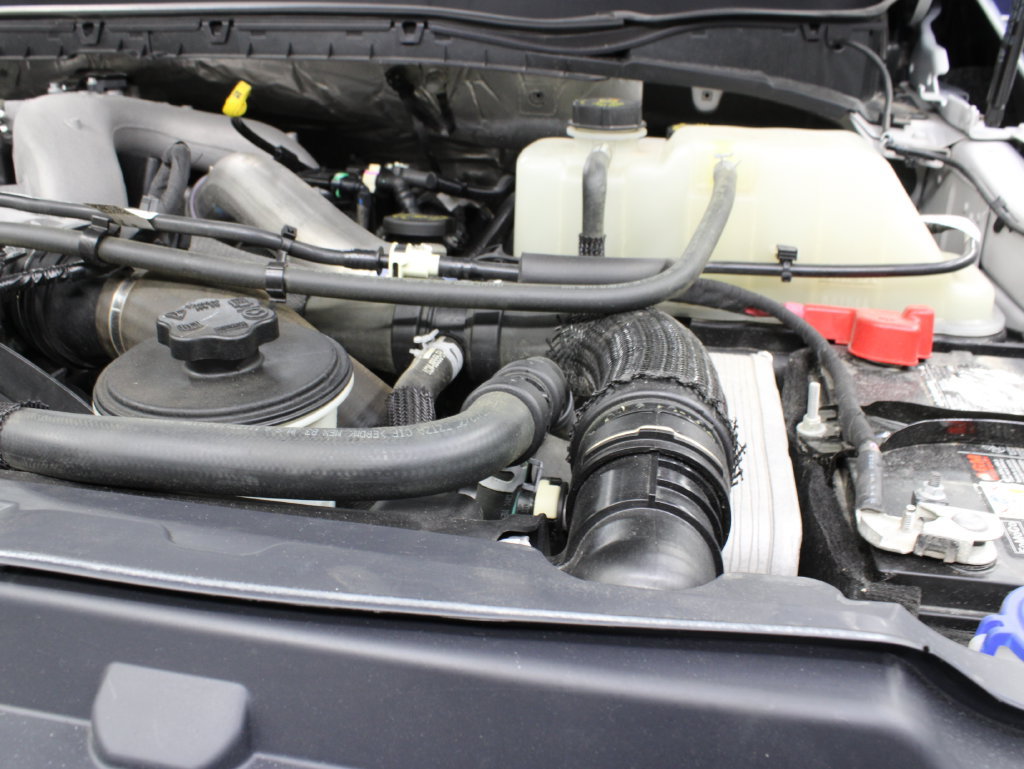 Used 2025 Ford F450 Lariat w/ FX4 Off-Road Package AWD/4WD image 39