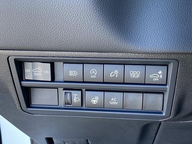 New 2026 Toyota Tundra Limited AWD/4WD image 17