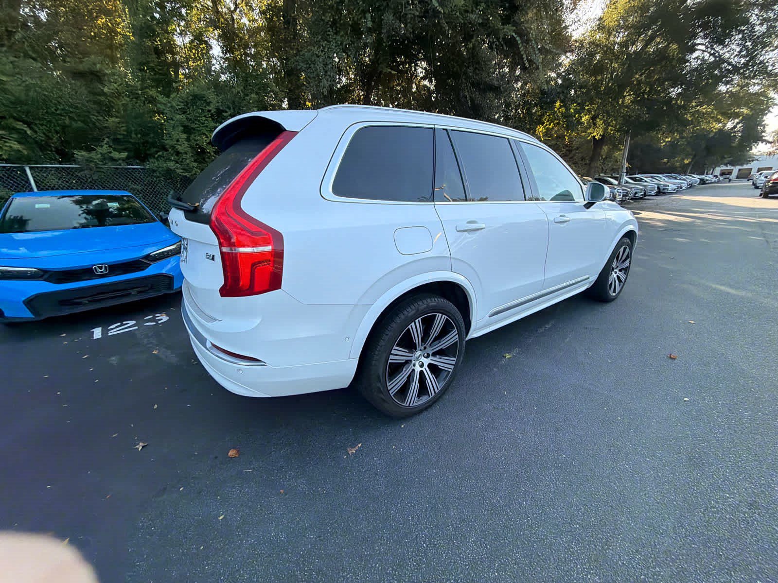Used 2024 Volvo XC90 B6 Plus w/ Protection Package Premier AWD/4WD image 15