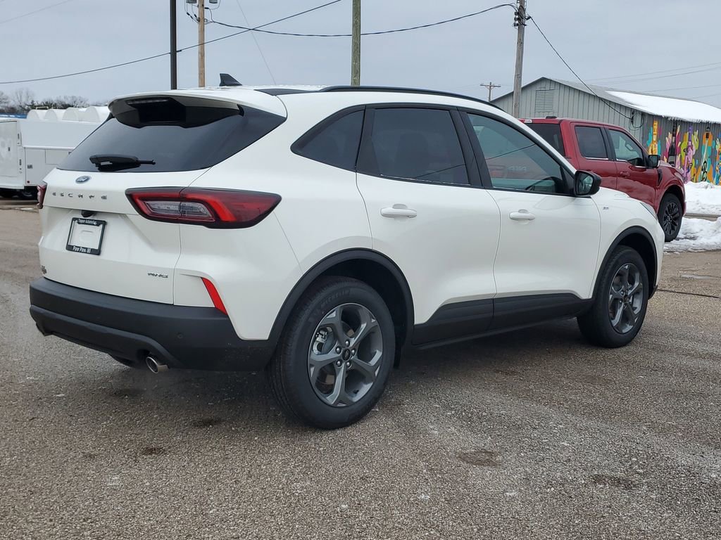 New 2026 Ford Escape ST-Line w/ Tech Pack #1 AWD/4WD image 3