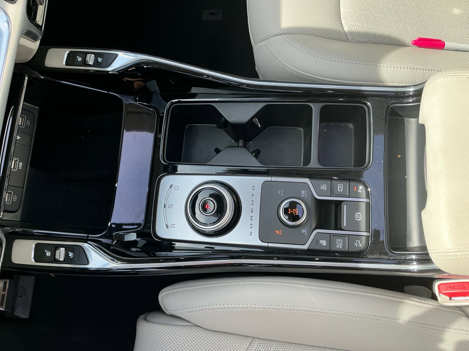 Used 2024 Kia Sorento SX Prestige image 15