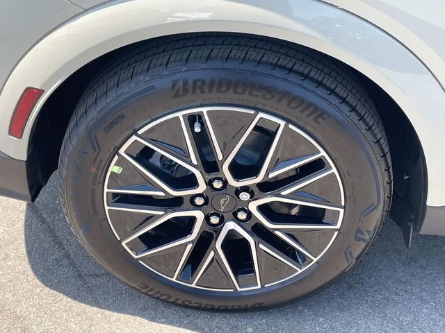 New 2025 Ford Mustang Mach-E Premium image 33