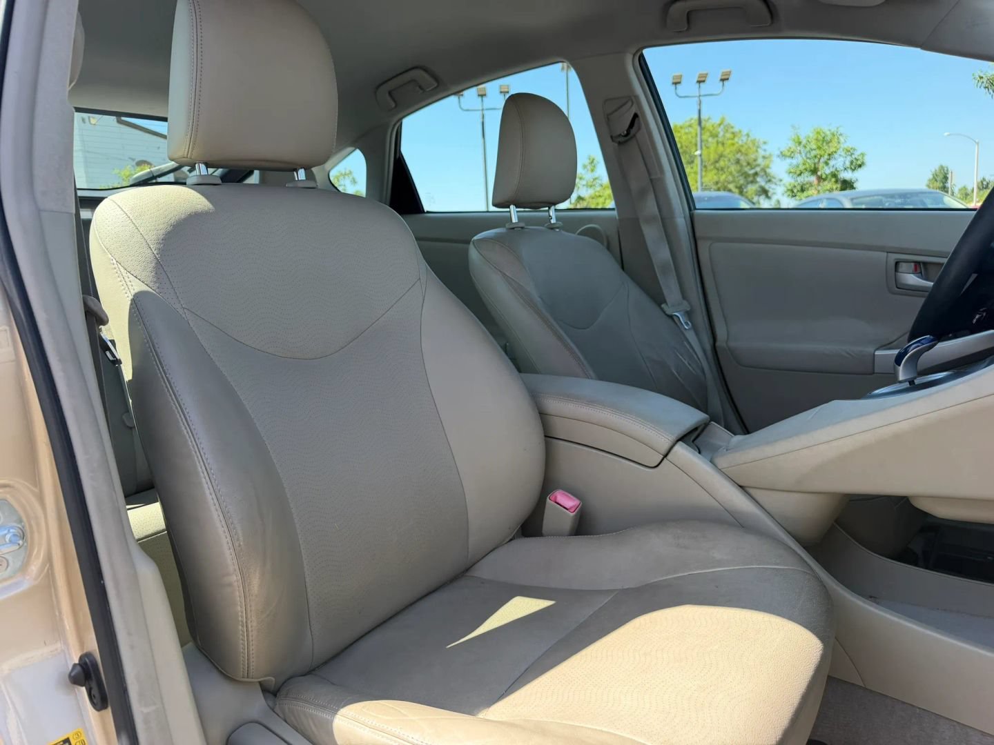 Used 2010 Toyota Prius Five FWD image 17