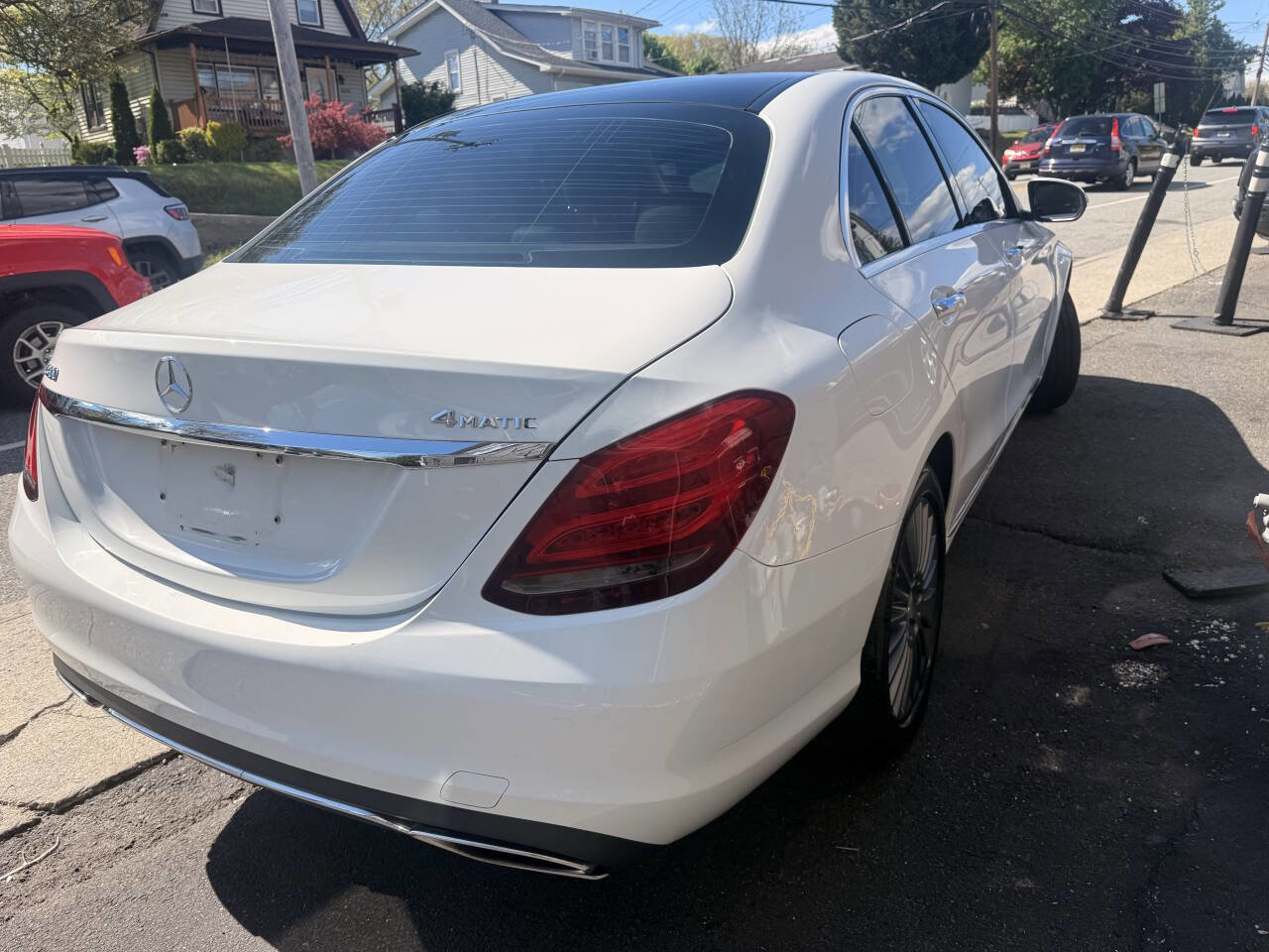 Used 2015 Mercedes-Benz C 300 4MATIC Sedan image 5